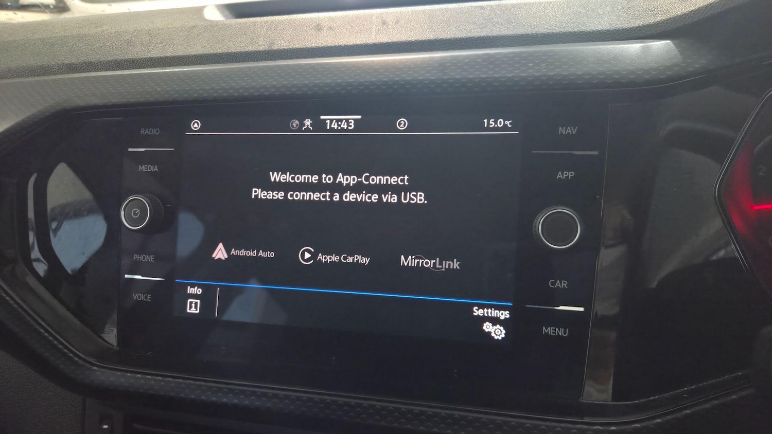 Used Volkswagen T-Cross 2020 for sale - 76472882: Photo 12