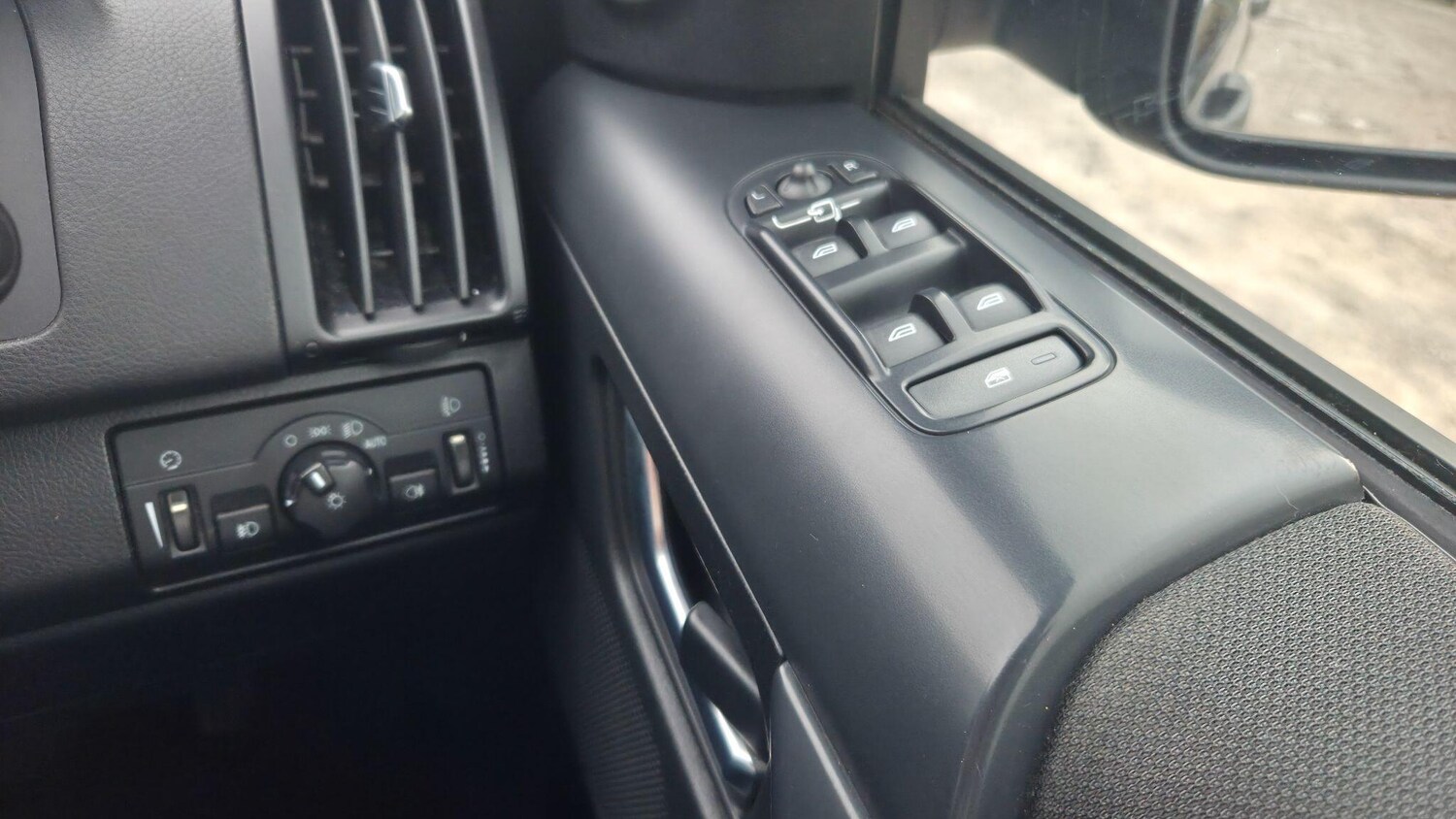 Used Land Rover Freelander 2012 for sale - 77574847: Photo 32