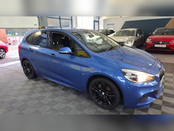 Used BMW 2 Series 2017 for sale - 76952413: Photo