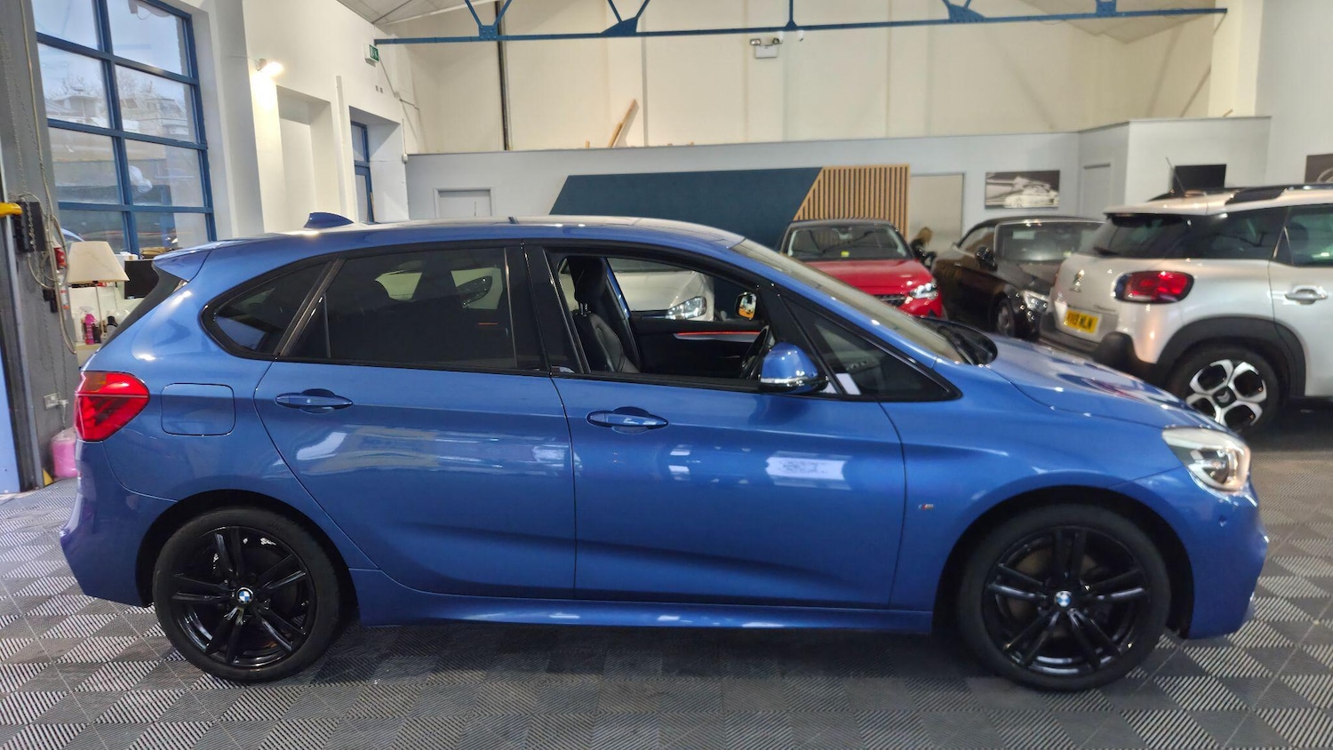 Used BMW 2 Series 2017 for sale - 76952413: Photo 3