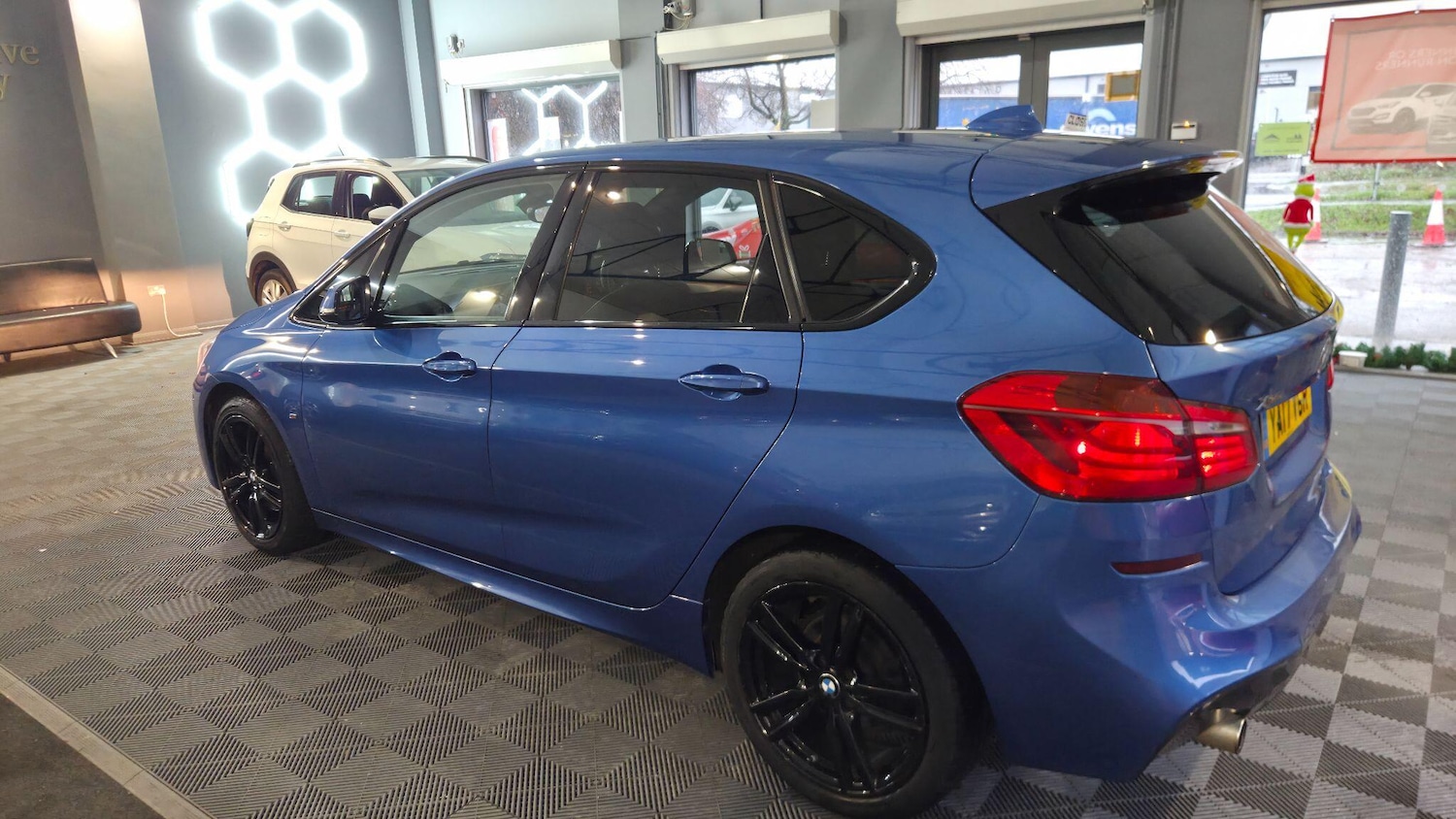 Used BMW 2 Series 2017 for sale - 76952413: Photo 8