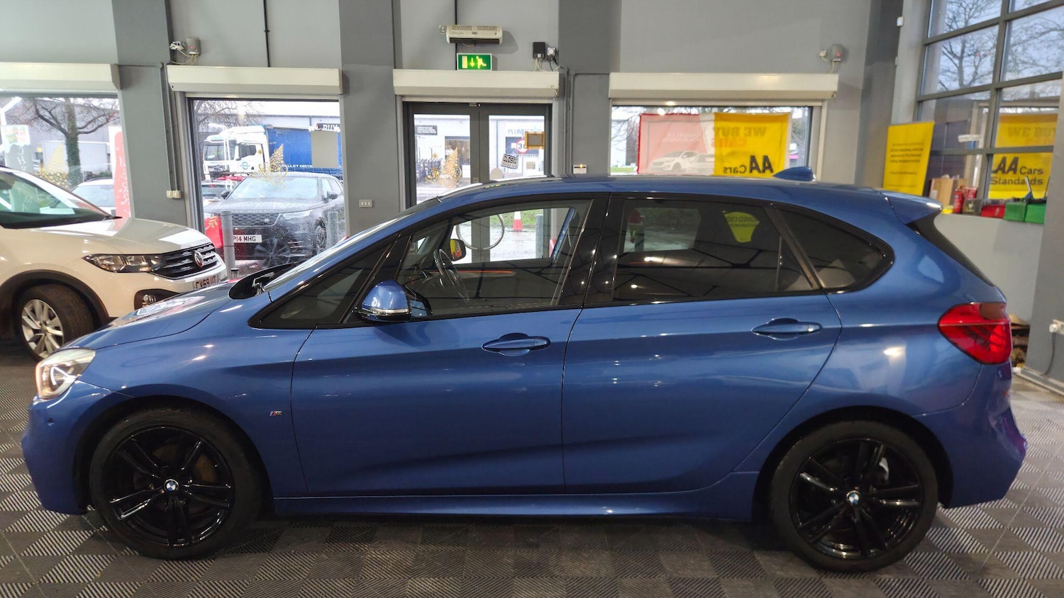 Used BMW 2 Series 2017 for sale - 76952413: Photo 9