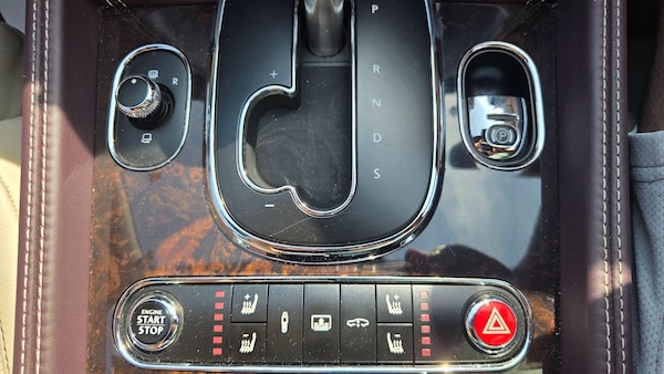 Used Bentley Flying Spur 2016 for sale - 76199921: Photo 31