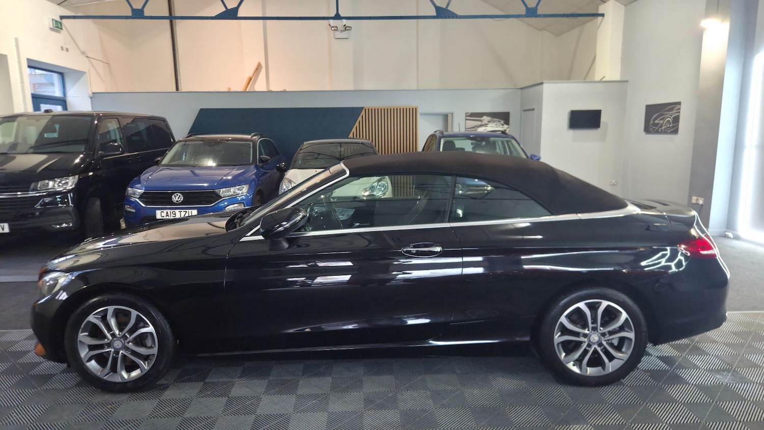 Used Mercedes-Benz C Class 2017 for sale - 76512460: Photo 12