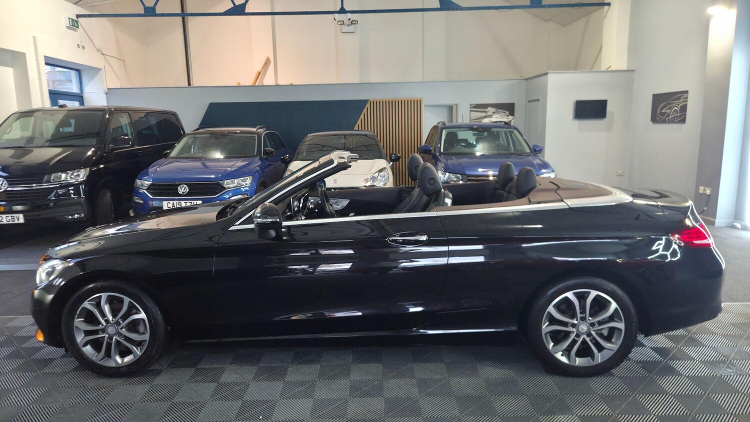 Used Mercedes-Benz C Class 2017 for sale - 76512460: Photo 17