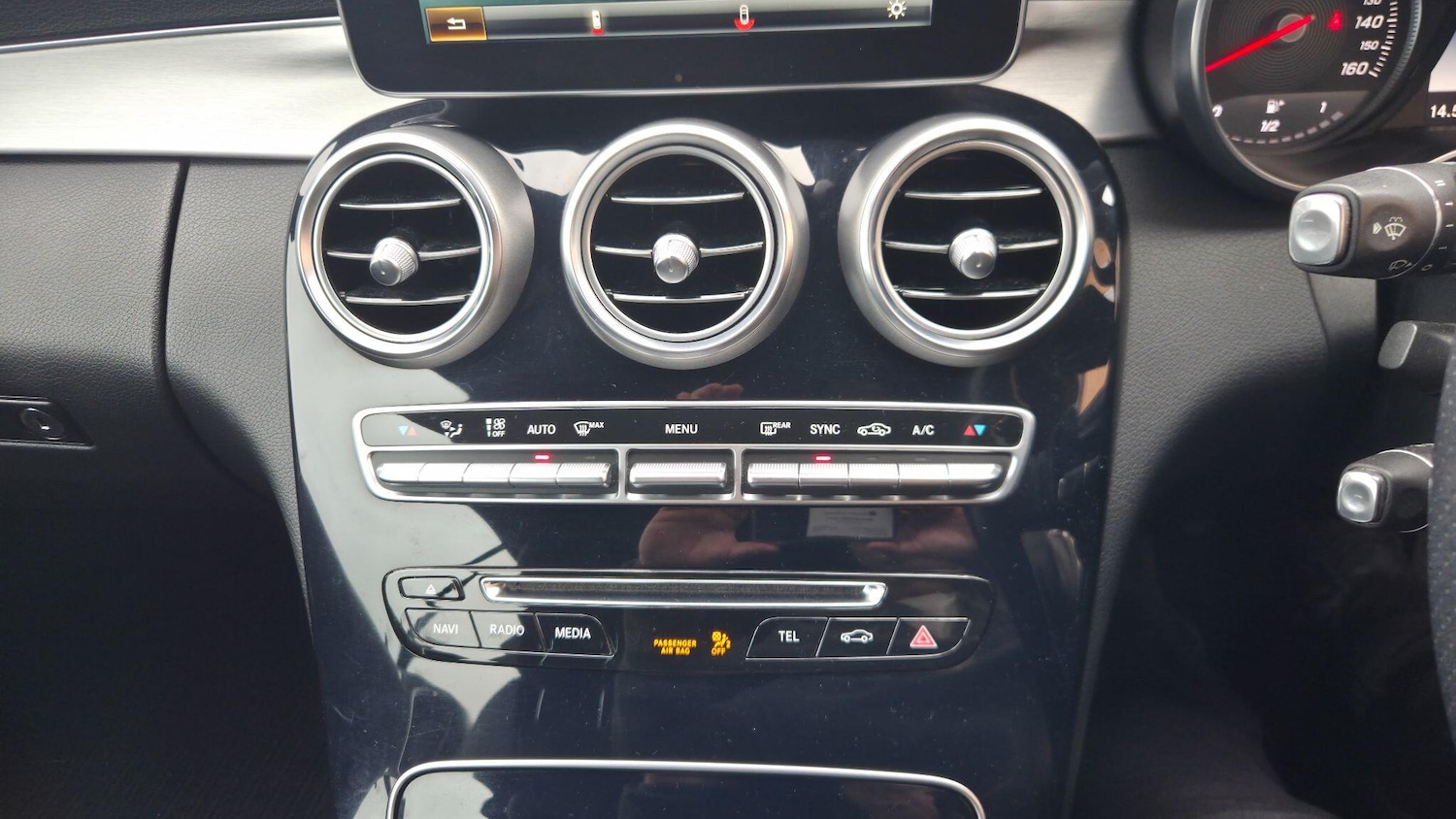 Used Mercedes-Benz C Class 2017 for sale - 76512460: Photo 41