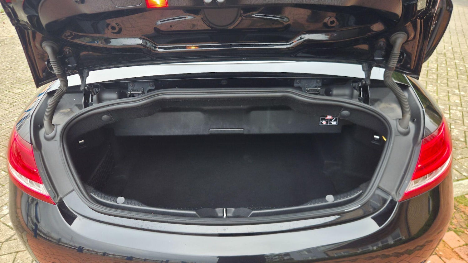 Used Mercedes-Benz C Class 2017 for sale - 76512460: Photo 44