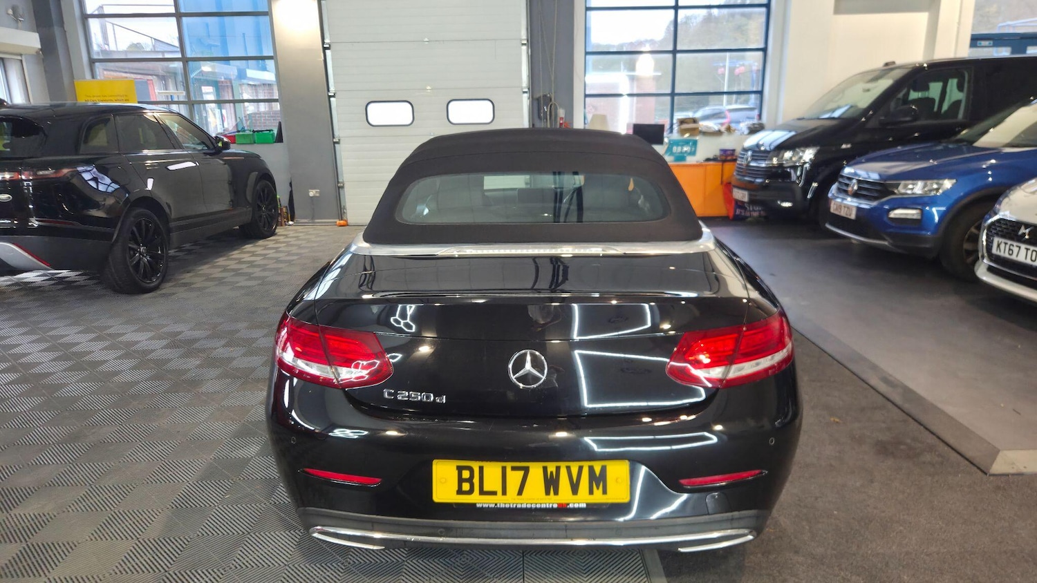 Used Mercedes-Benz C Class 2017 for sale - 76512460: Photo 9