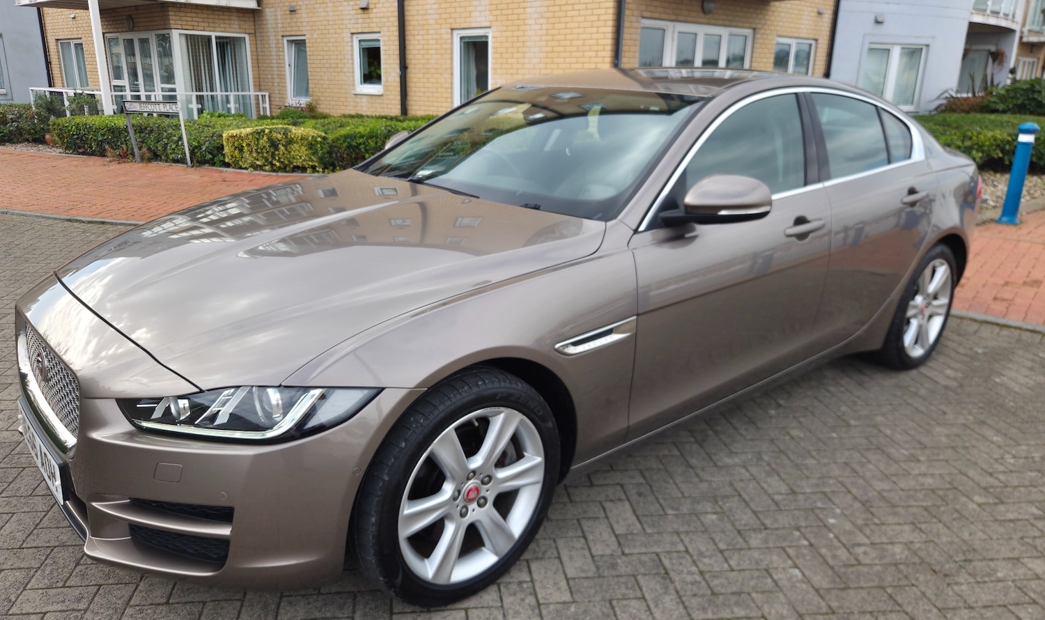 Used Jaguar XE 2016 for sale - 76027106: Photo 11