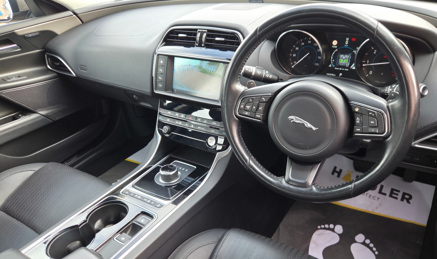 Used Jaguar XE 2016 for sale - 76027106: Photo 21