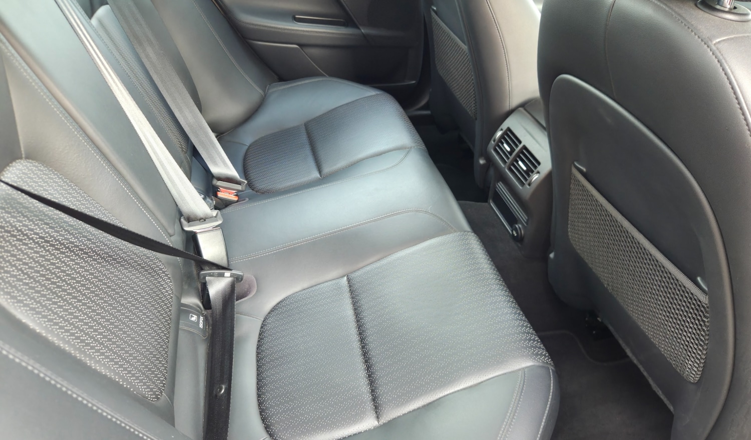 Used Jaguar XE 2016 for sale - 76027106: Photo 22