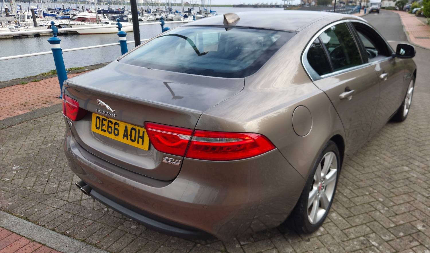 Used Jaguar XE 2016 for sale - 76027106: Photo 5