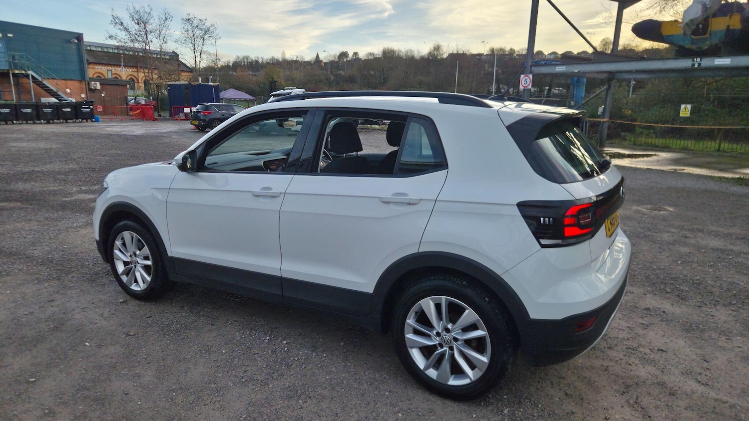 Used Volkswagen T-Cross 2019 for sale - 76942398: Photo 14
