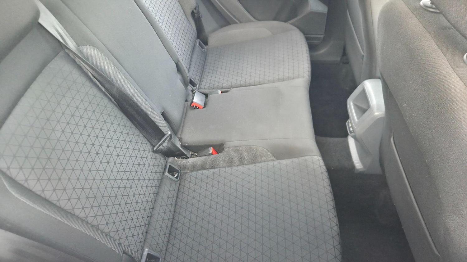 Used Volkswagen T-Cross 2019 for sale - 76942398: Photo 28