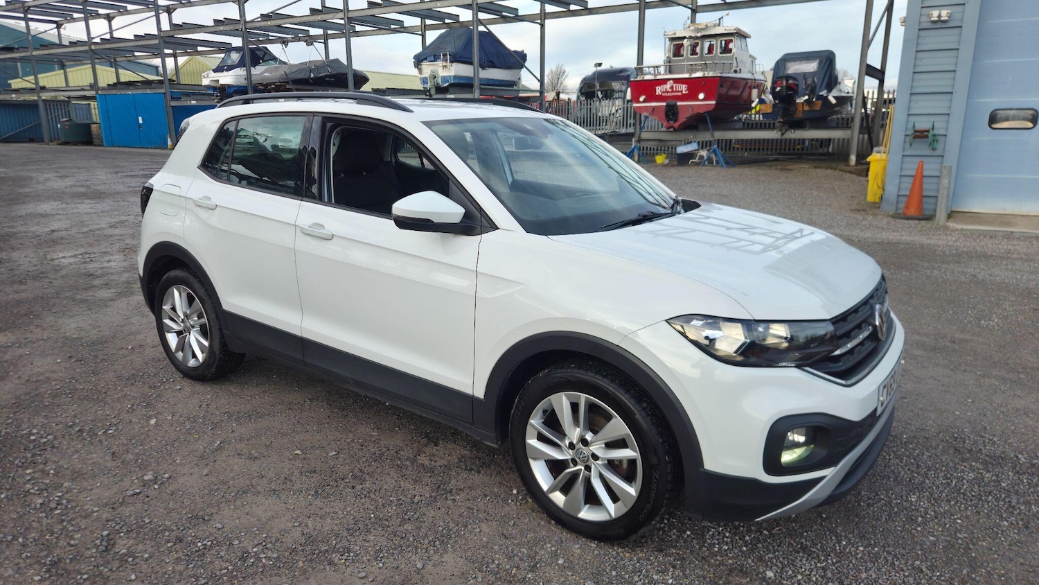 Used Volkswagen T-Cross 2019 for sale - 76942398: Photo 3