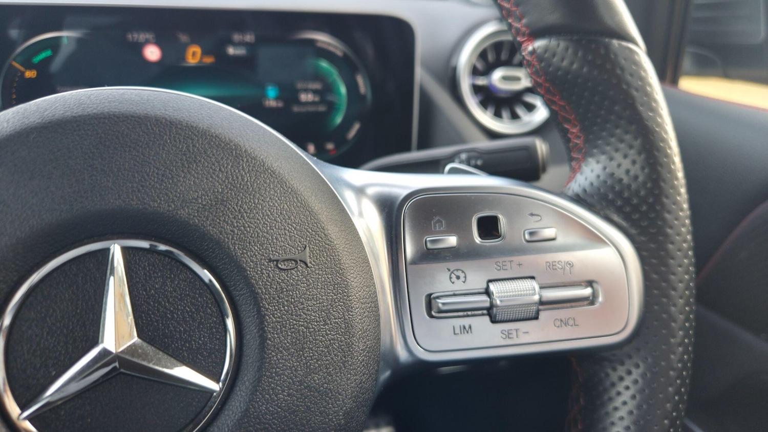 Used Mercedes-Benz B Class 2020 for sale - 76561141: Photo 21