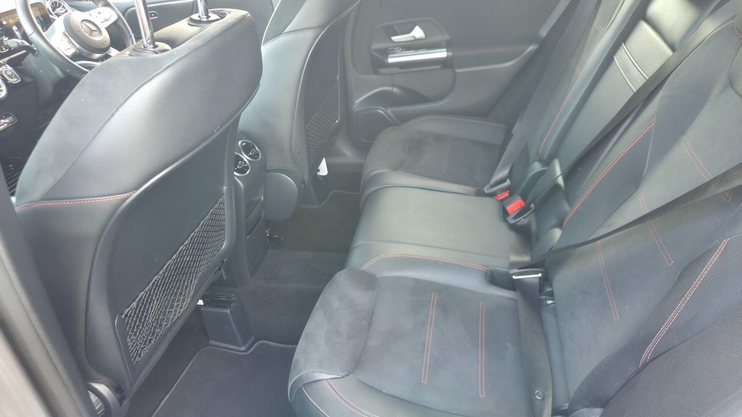 Used Mercedes-Benz B Class 2020 for sale - 76561141: Photo 32