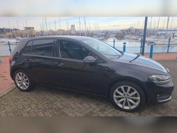 Used Volkswagen Golf 2013 for sale - 77054091: Photo