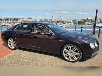 Used Bentley Flying Spur 2016 for sale - 75653338: Photo