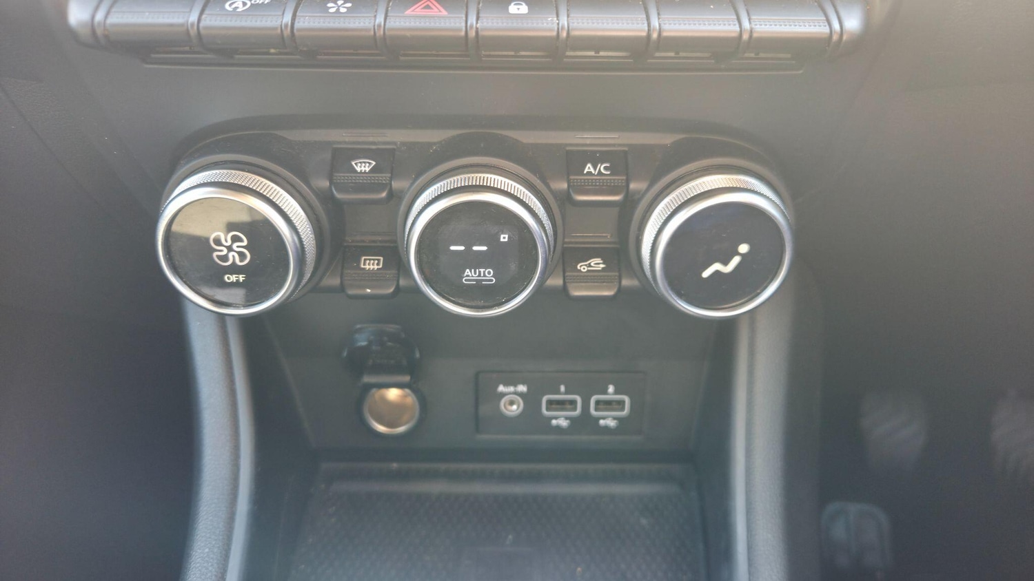 Used Renault Captur for sale - 77625679: Photo 23