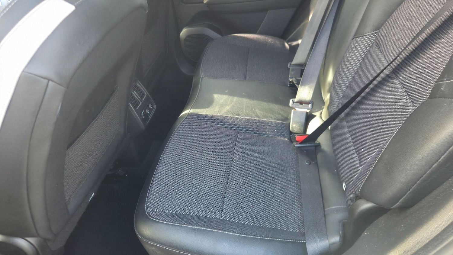 Used Renault Captur for sale - 77625679: Photo 29