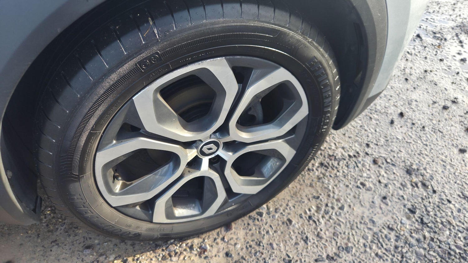 Used Renault Captur for sale - 77625679: Photo 32