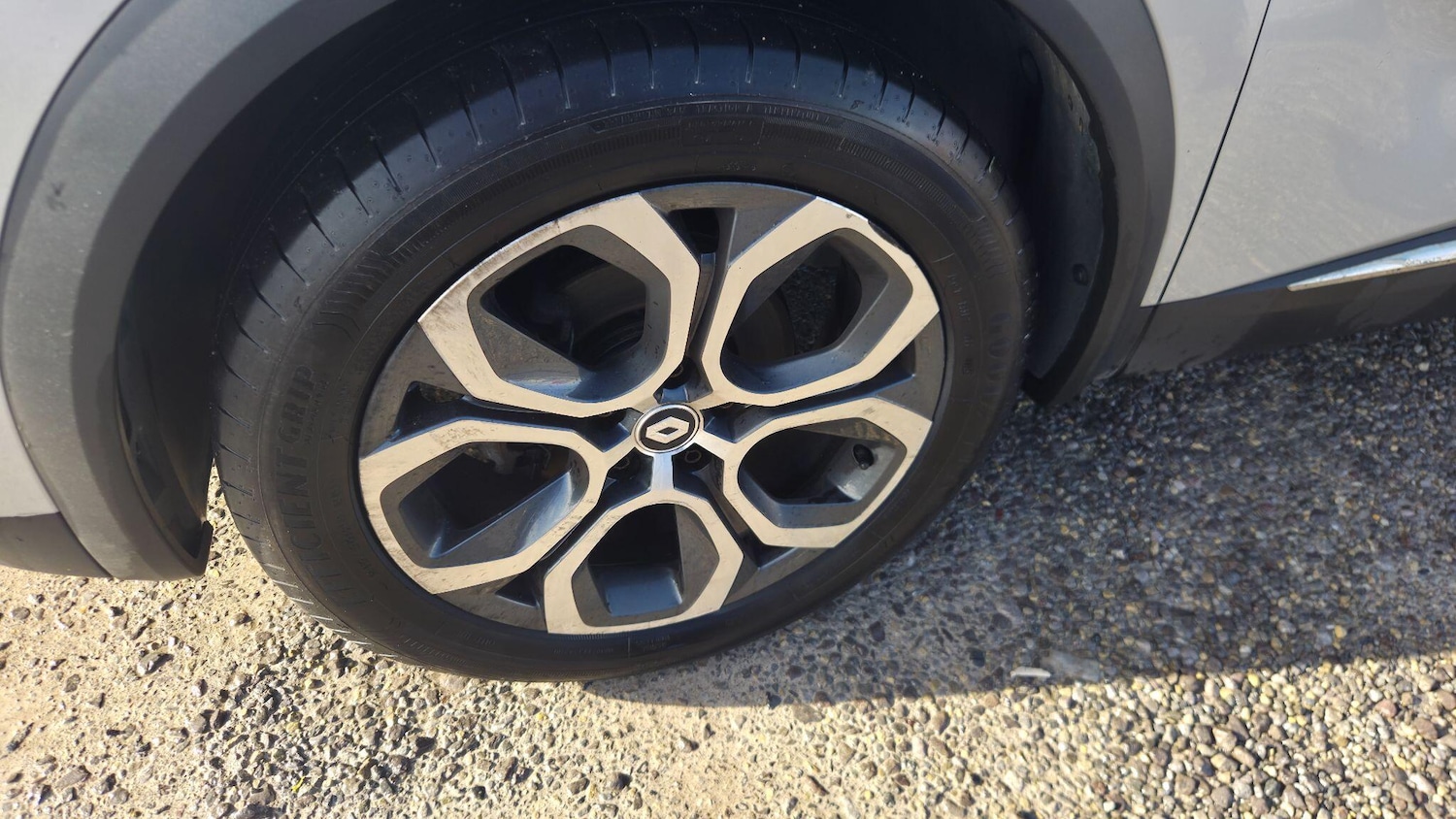 Used Renault Captur for sale - 77625679: Photo 33