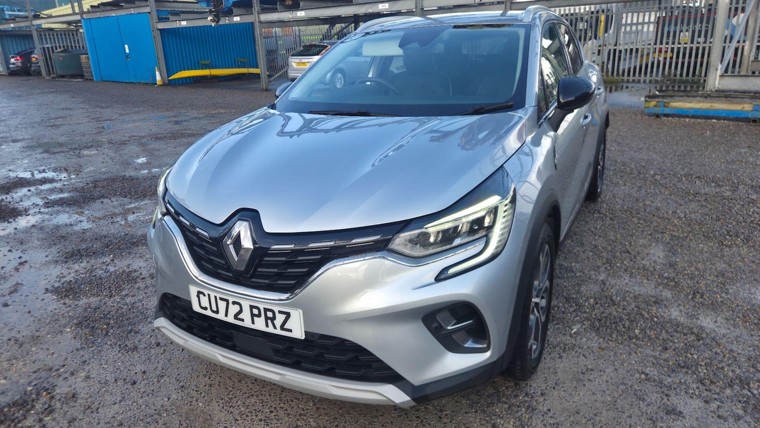 Used Renault Captur for sale - 77625679: Photo 6