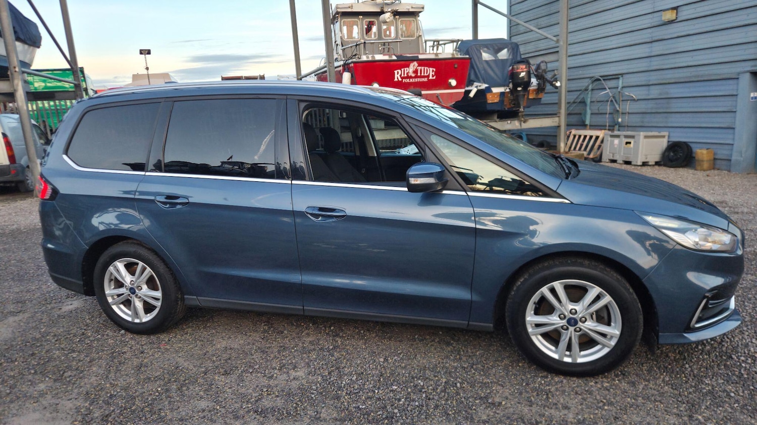 Used Ford Galaxy 2022 for sale - 77120226: Photo 2