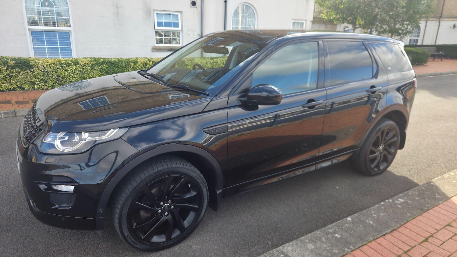 Used Land Rover Discovery Sport 2018 for sale - 76192421: Photo 12