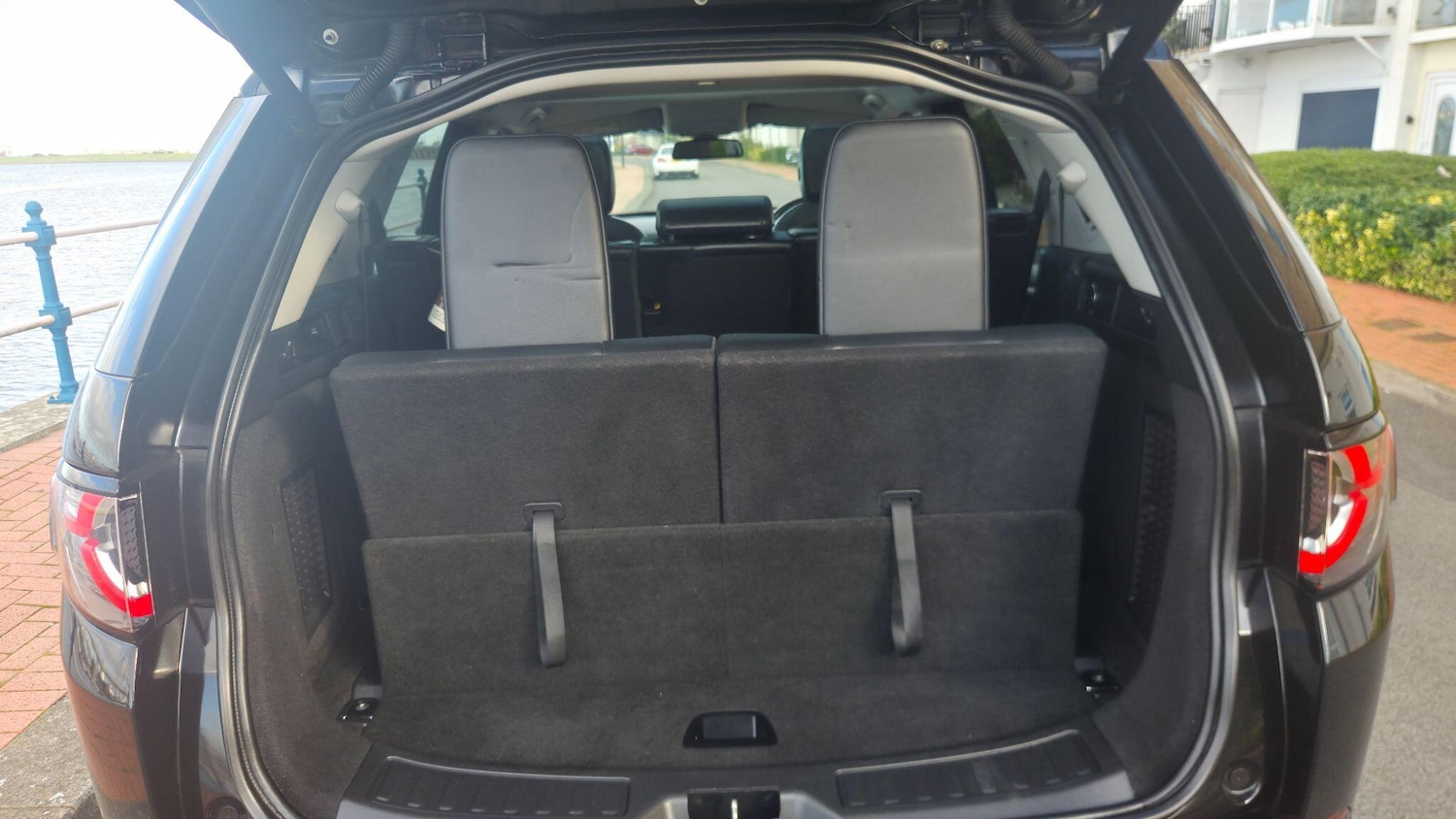 Used Land Rover Discovery Sport 2018 for sale - 76192421: Photo 8