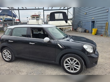 MINI - Countryman
