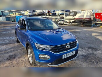 Used Volkswagen T-Roc 2019 for sale - 76521643: Photo