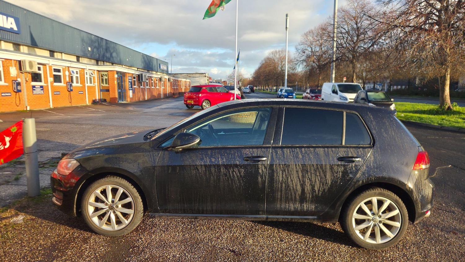 Used Volkswagen Golf for sale - 77020954: Photo 2