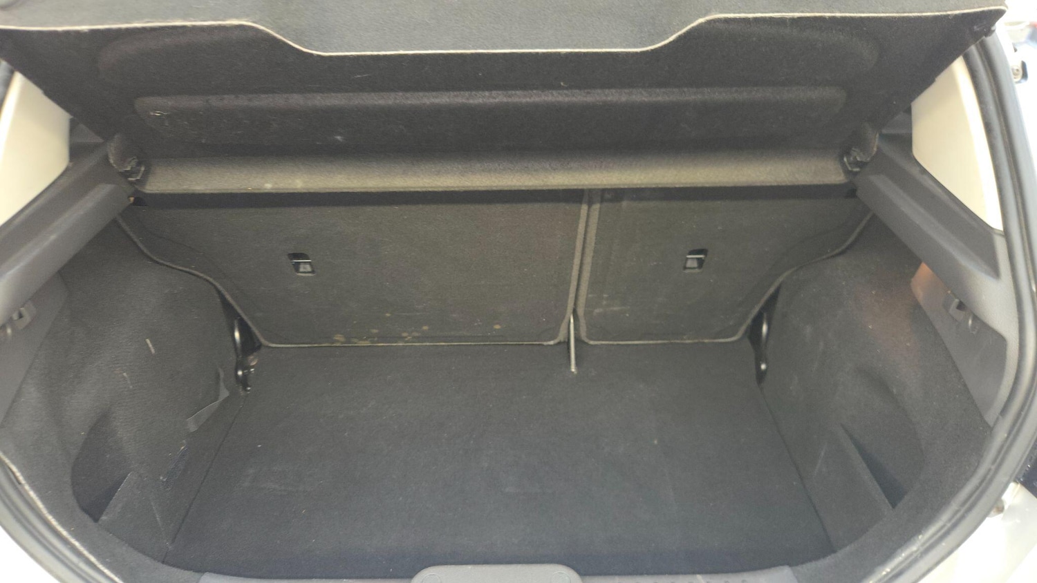 Used Ford Fiesta 2015 for sale - 76584296: Photo 12