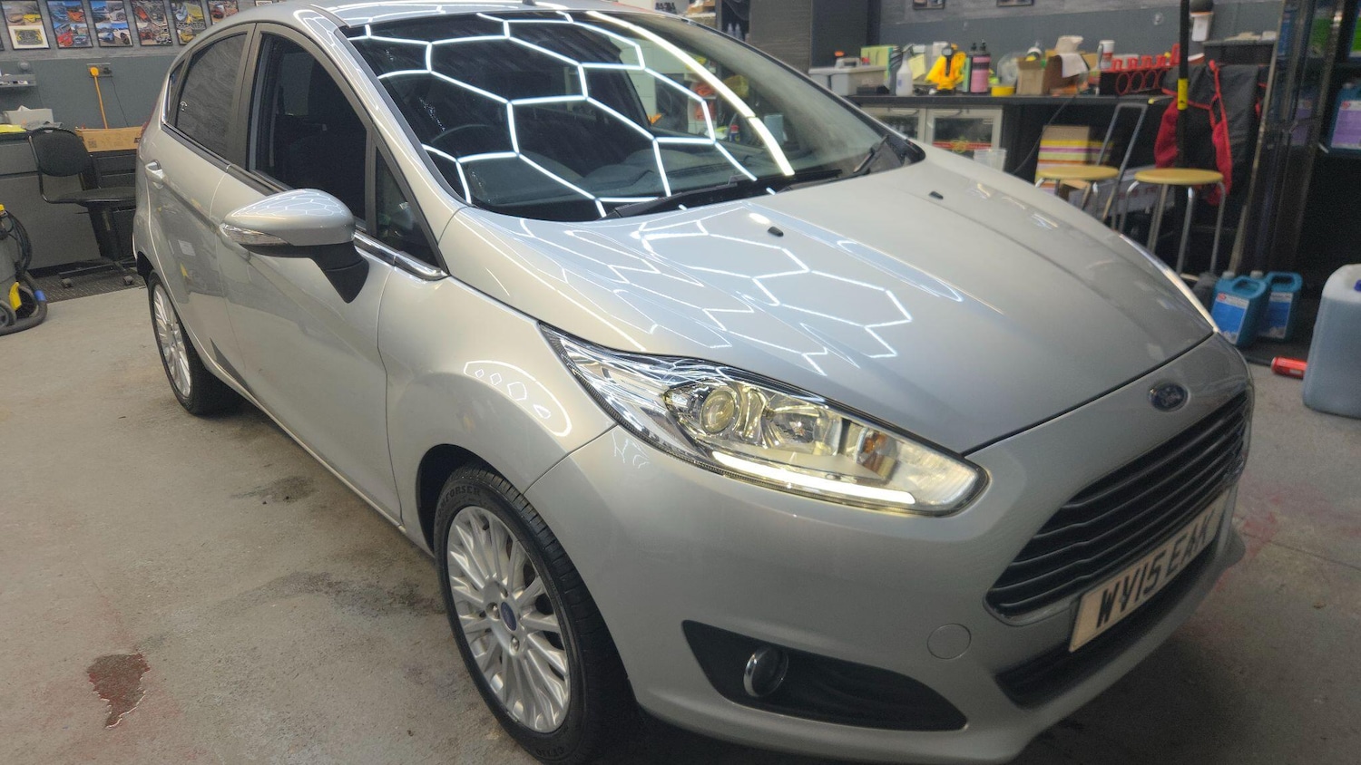 Used Ford Fiesta 2015 for sale - 76584296: Photo 2