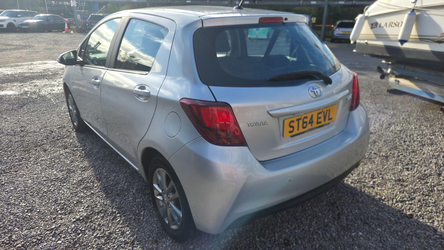 Used Toyota Yaris 2014 for sale - 76608520: Photo 10