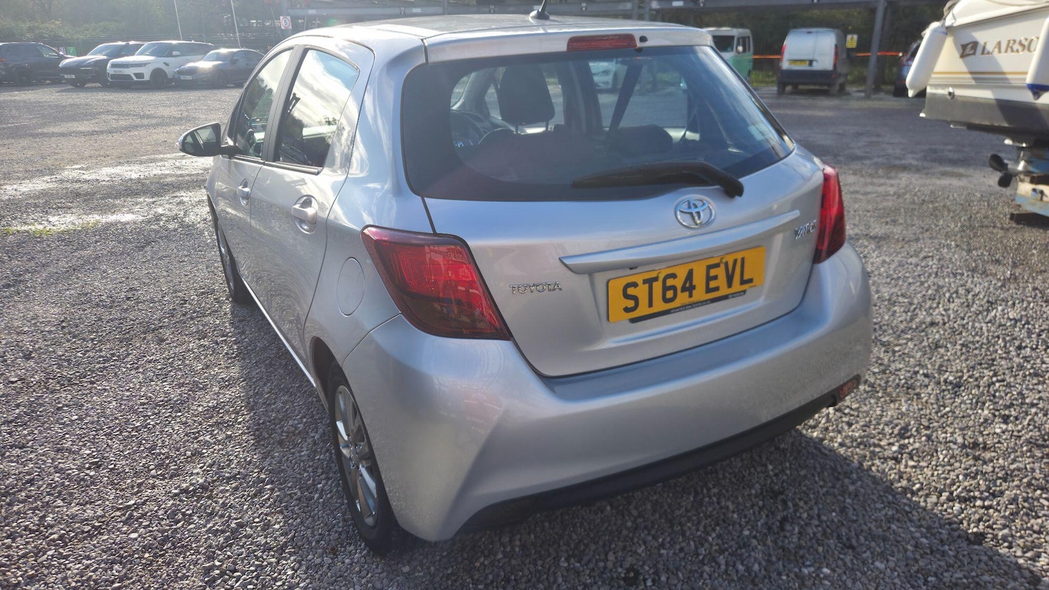 Used Toyota Yaris 2014 for sale - 76608520: Photo 11