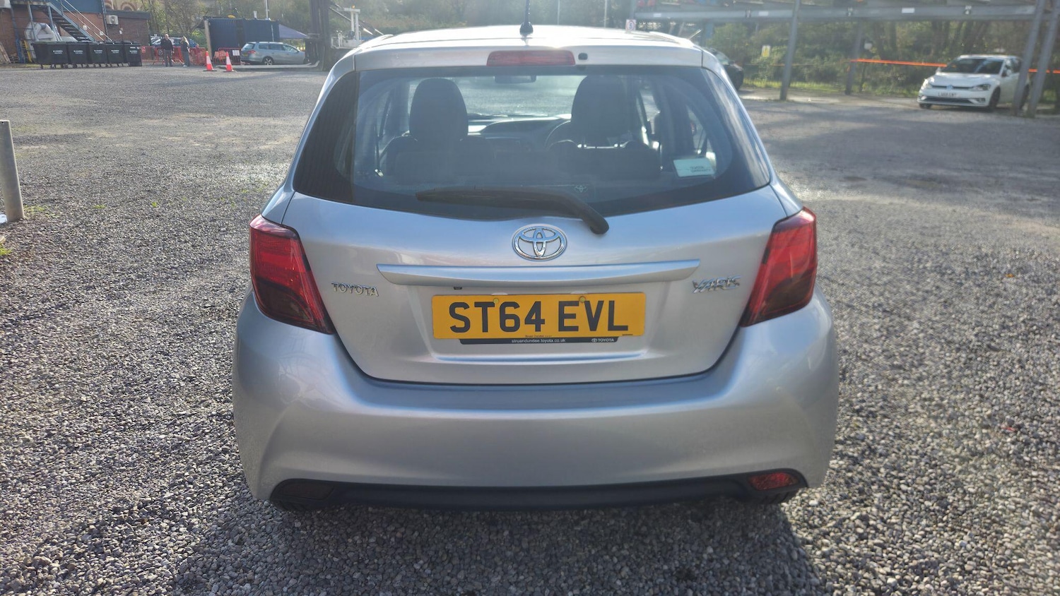Used Toyota Yaris 2014 for sale - 76608520: Photo 12