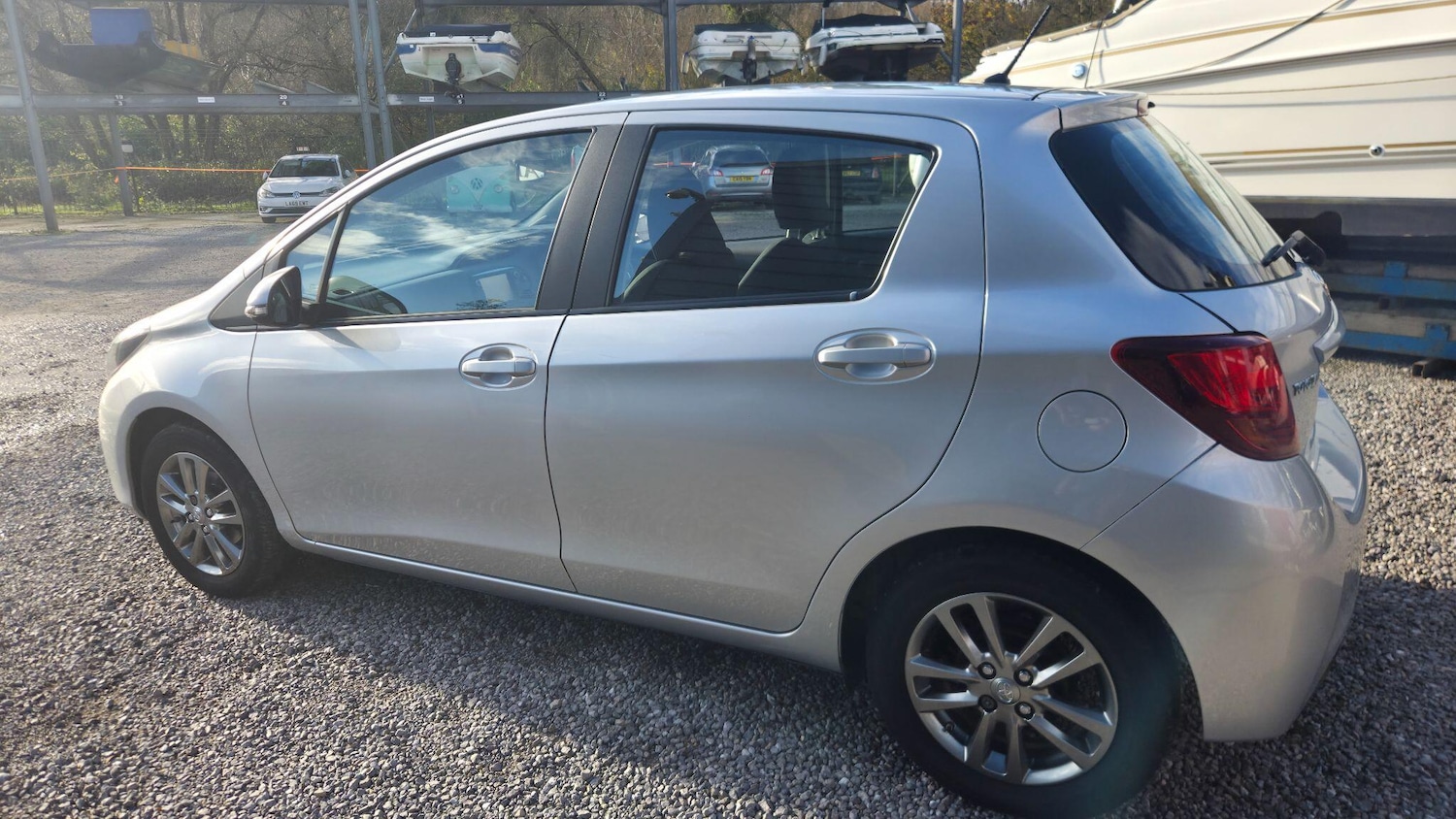 Used Toyota Yaris 2014 for sale - 76608520: Photo 8