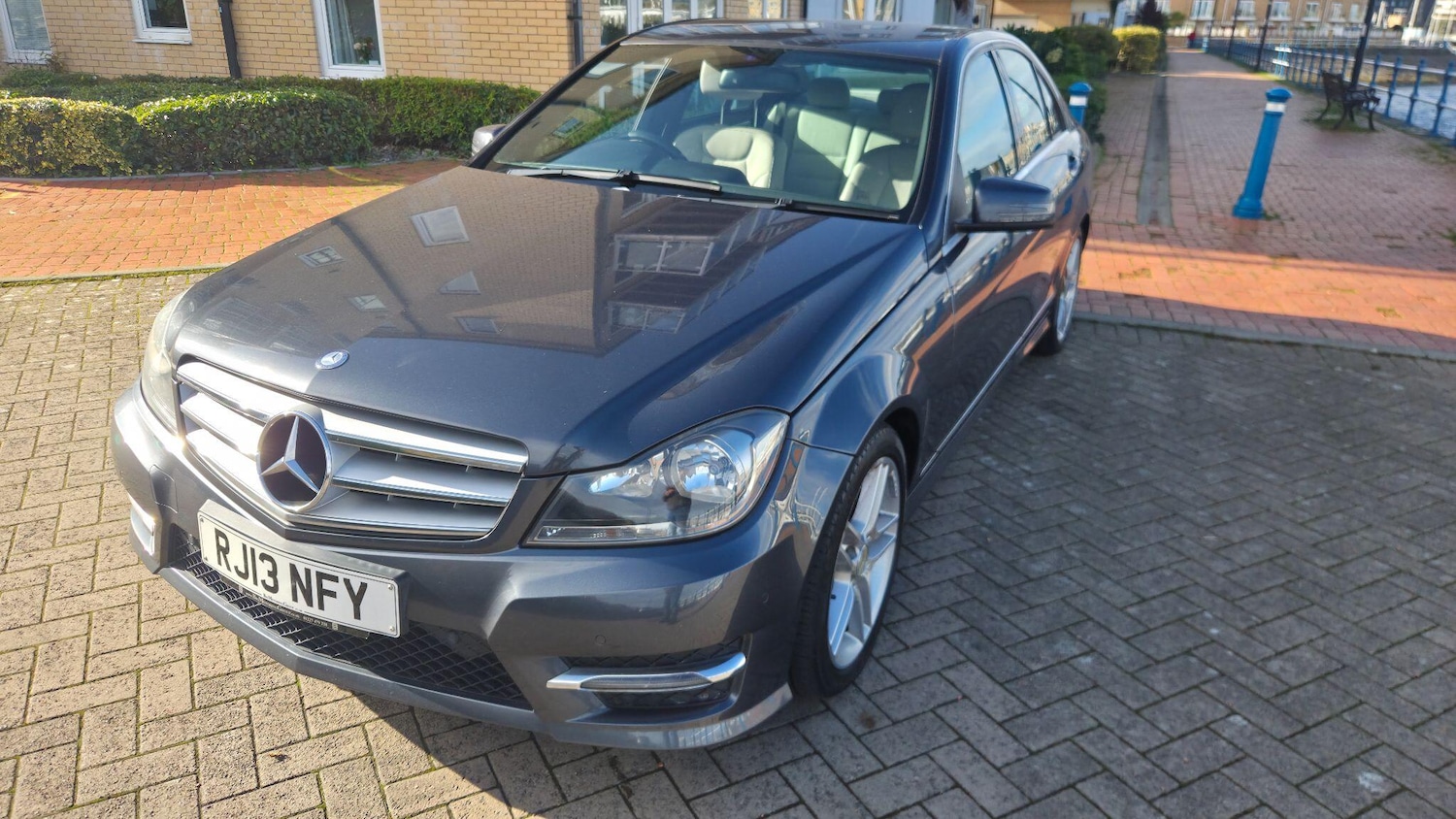 Used Mercedes-Benz C Class 2013 for sale - 76336131: Photo 12