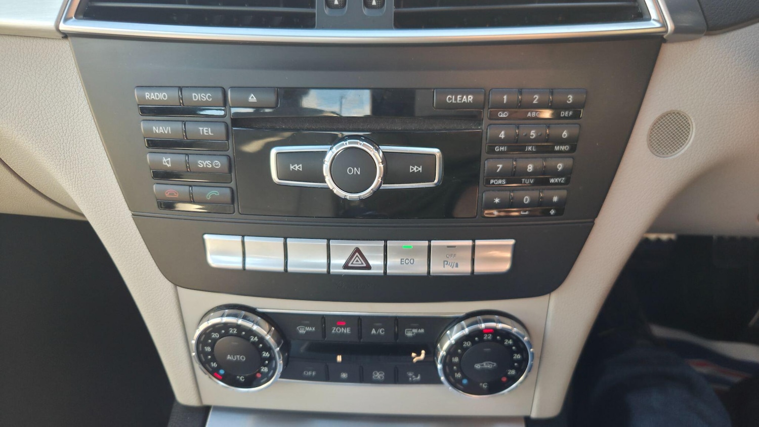 Used Mercedes-Benz C Class 2013 for sale - 76336131: Photo 17