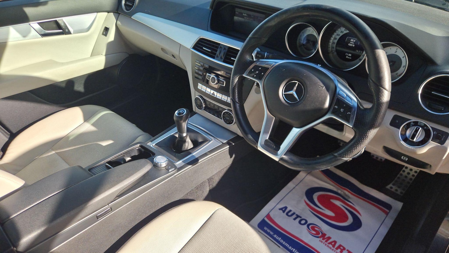 Used Mercedes-Benz C Class 2013 for sale - 76336131: Photo 19