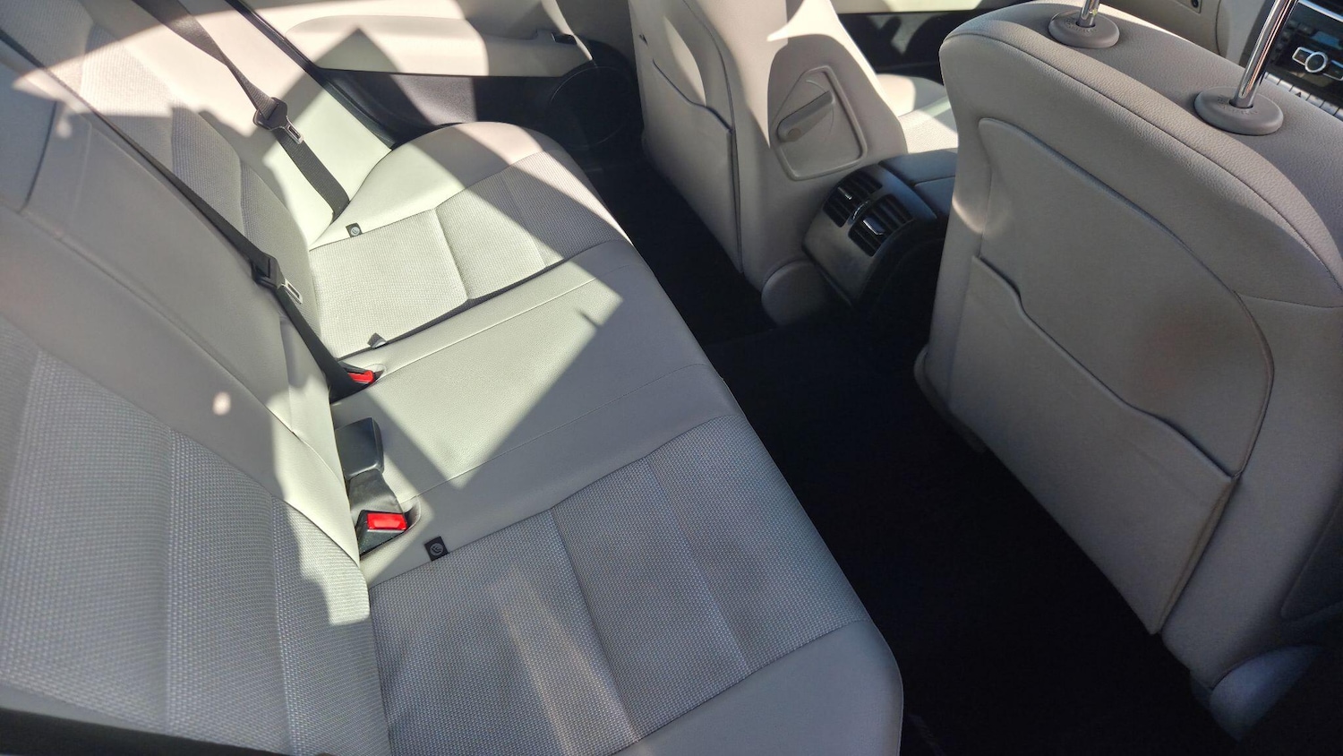 Used Mercedes-Benz C Class 2013 for sale - 76336131: Photo 21