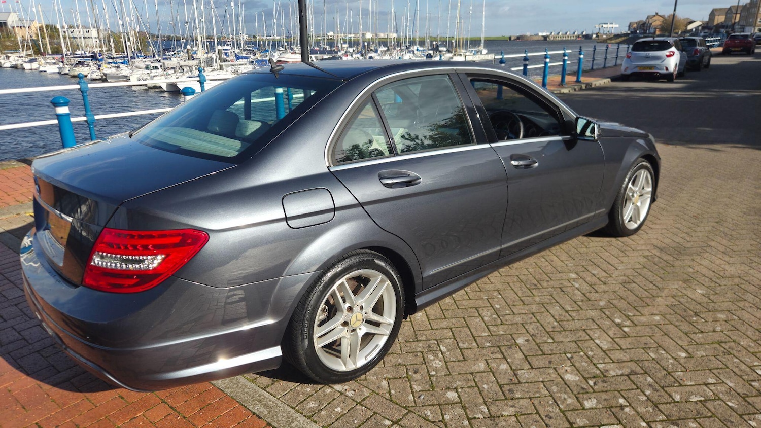 Used Mercedes-Benz C Class 2013 for sale - 76336131: Photo 5
