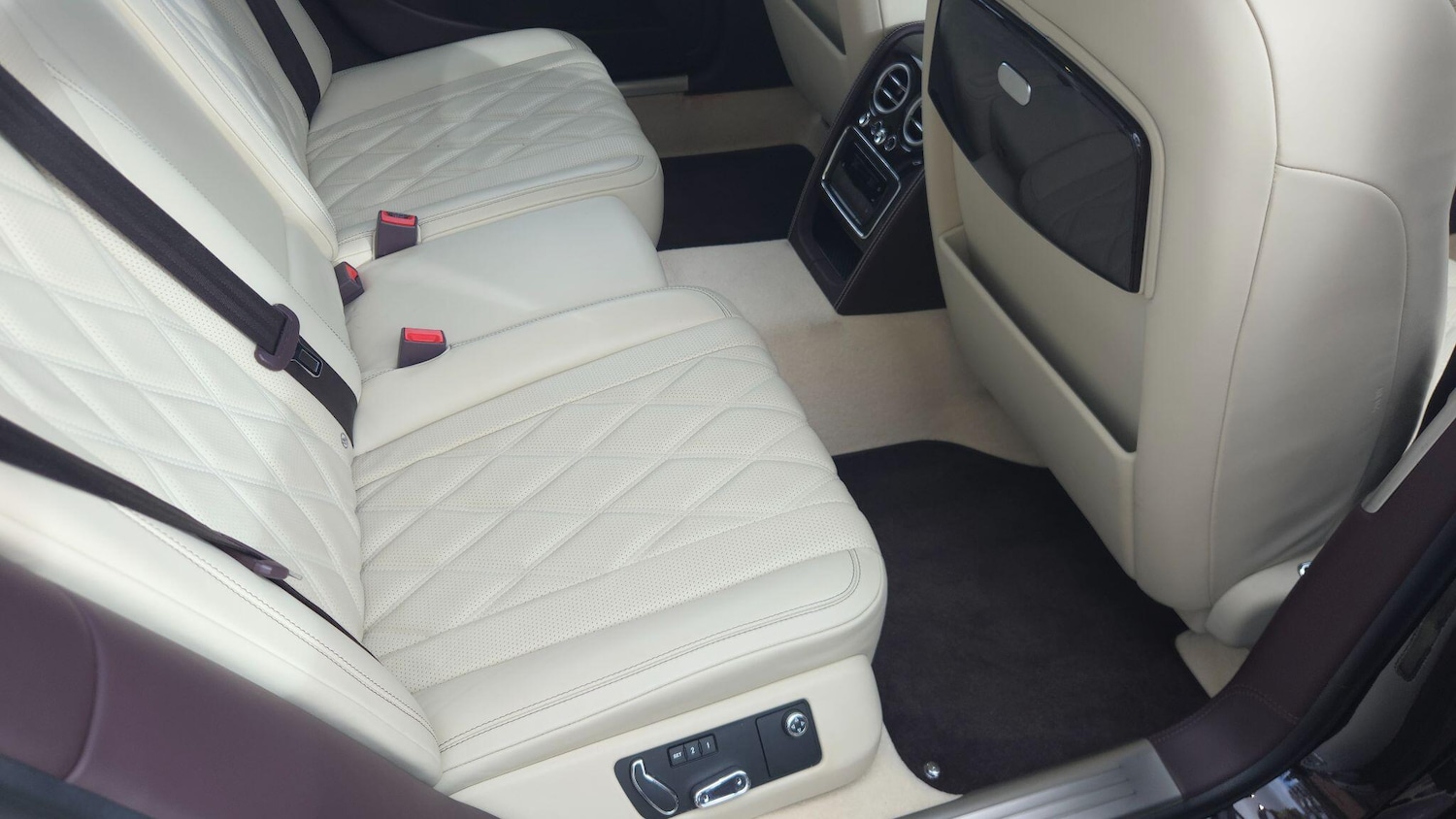 Used Bentley Flying Spur 2016 for sale - 76399346: Photo 22