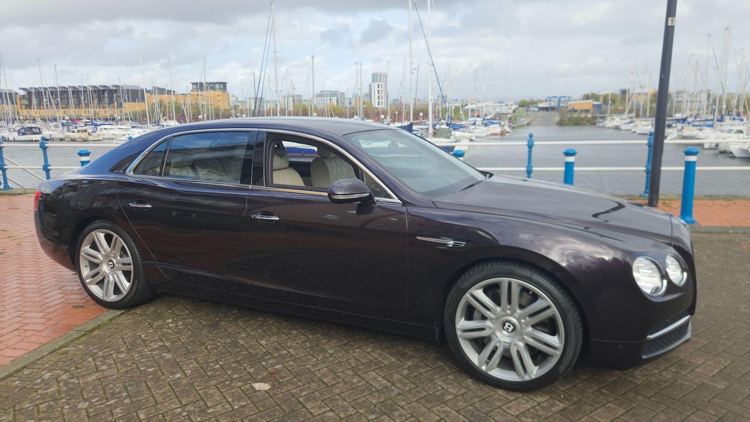Used Bentley Flying Spur 2016 for sale - 76399346: Photo 3