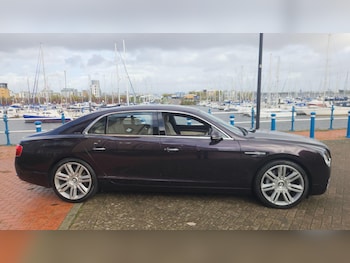 Used Bentley Flying Spur 2016 for sale - 76399346: Photo