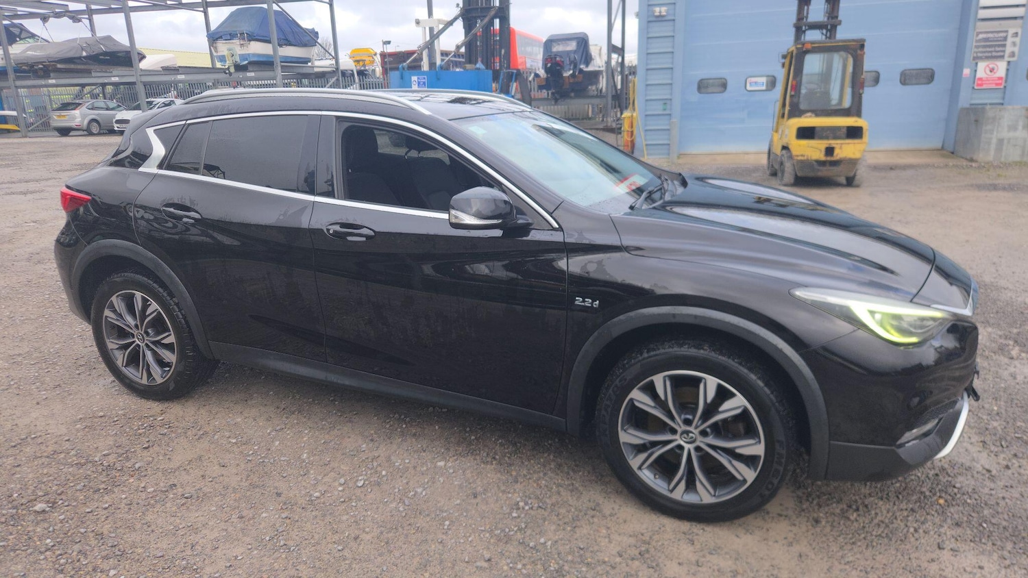 Used Infiniti QX30 2017 for sale - 77550511: Photo 1