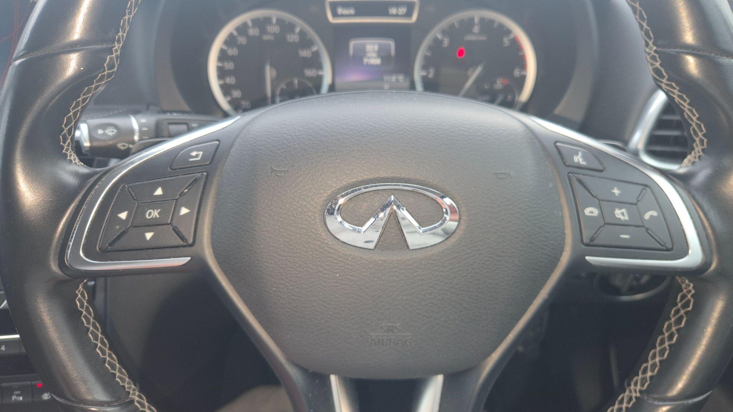 Used Infiniti QX30 2017 for sale - 77550511: Photo 15